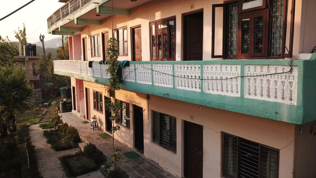 Peace Guest House Pokhara Dış mekan fotoğraf